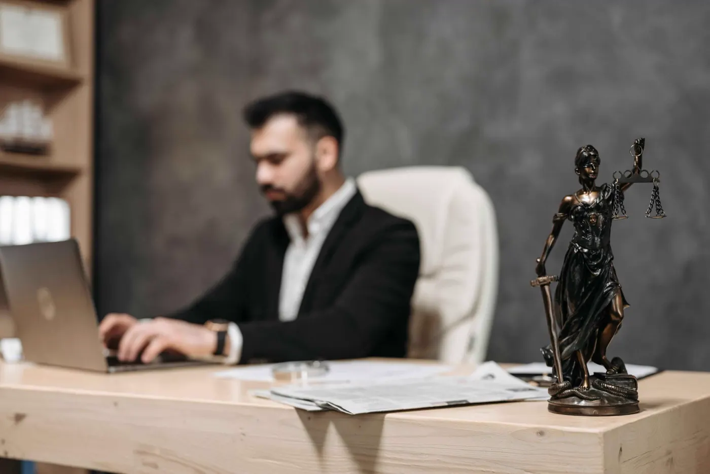 Legal & Consulting Firms
